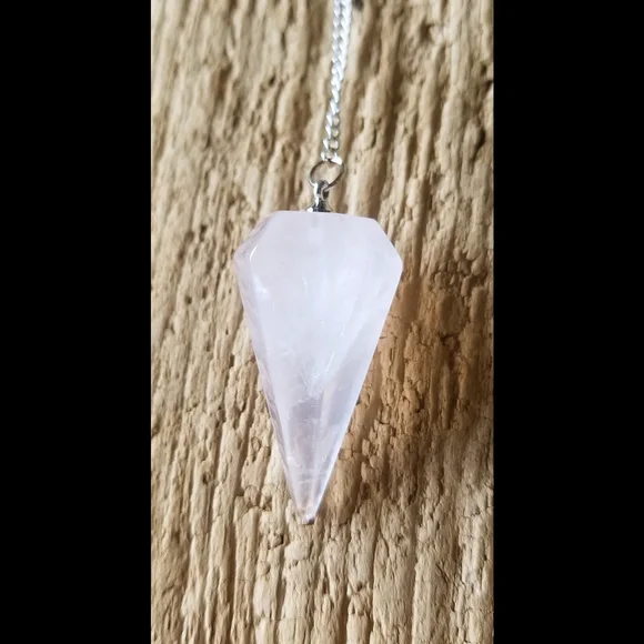 💖 Rose Quartz Faceted Stone Pendulum Crystal - Picture 8 of 11